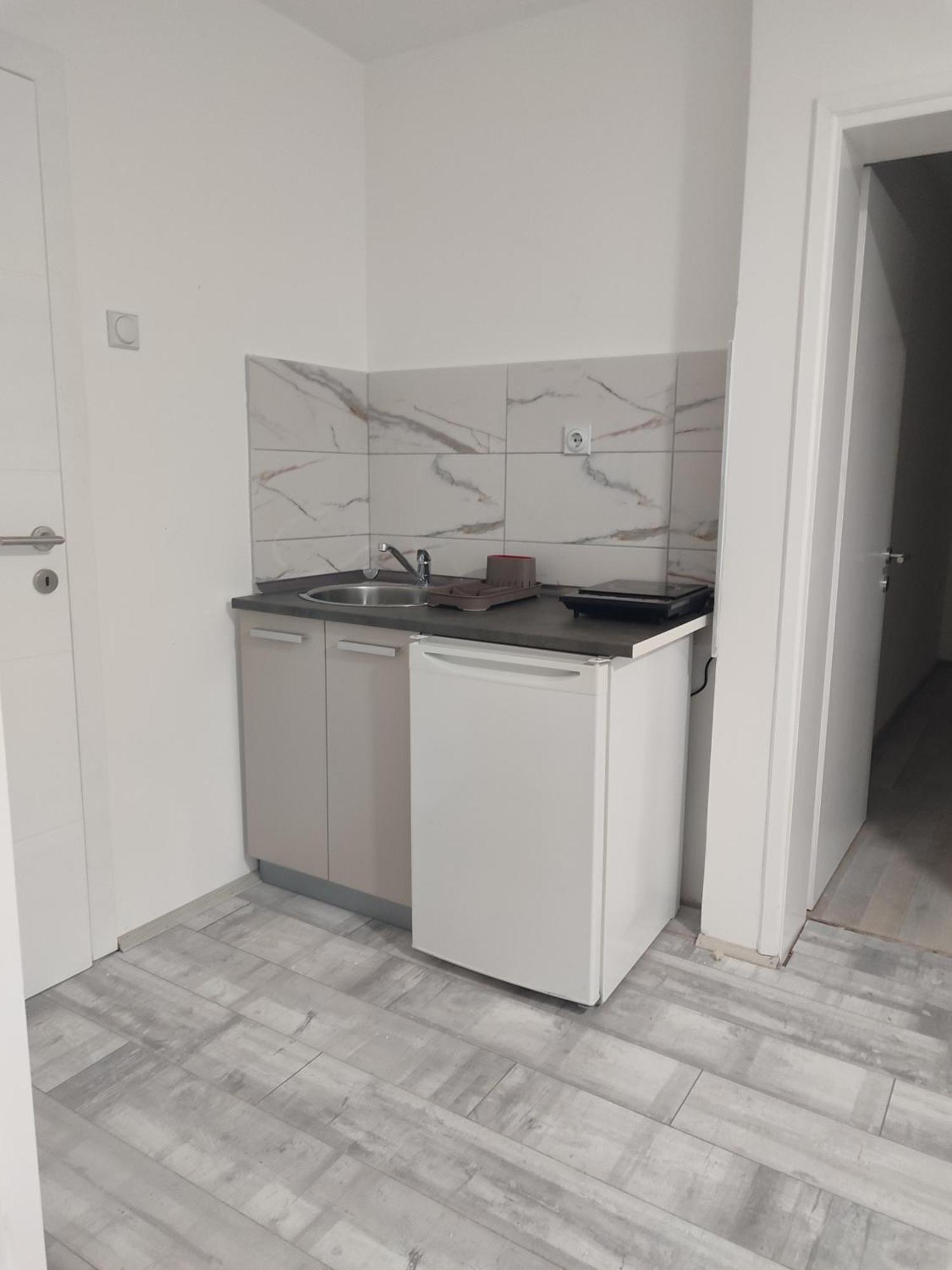 Apartmani Hub Nis Quarto foto